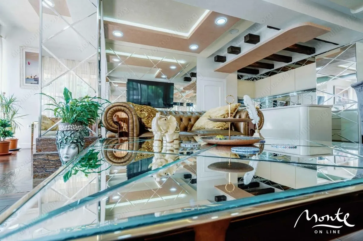 Sale, three bedroom apartment, 200m², Budva, Crna Gora