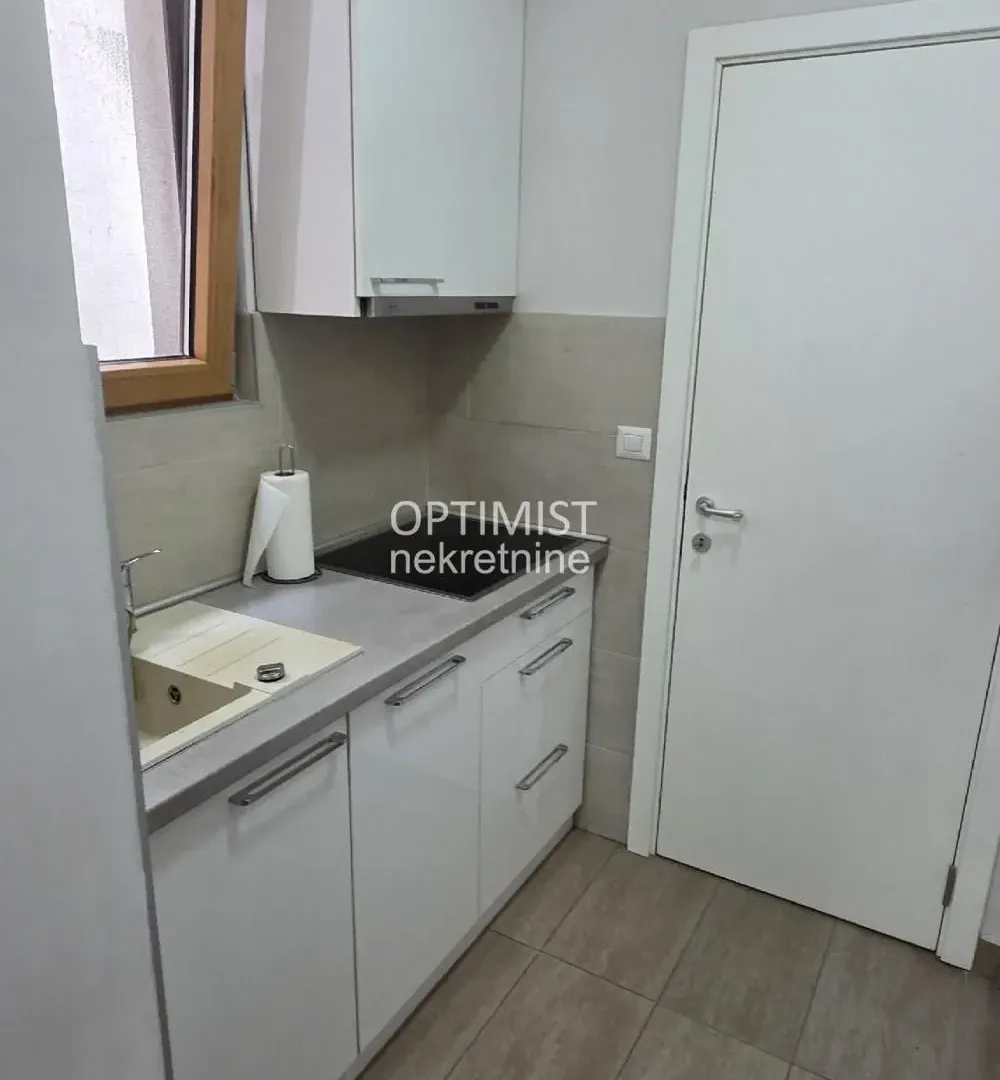 Rent, three bedroom apartment, 106m², Zemun Sve Podlokacije, Beograd