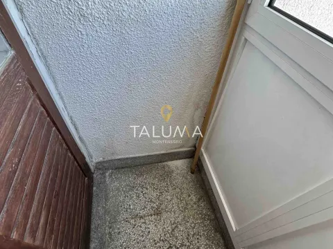 Izdavanje, dvosoban stan, 75m², Preko Morače, Podgorica - image 2