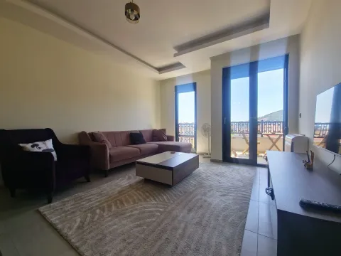 Rent, two bedroom apartment, 70m², Budva, Crna Gora - image 1