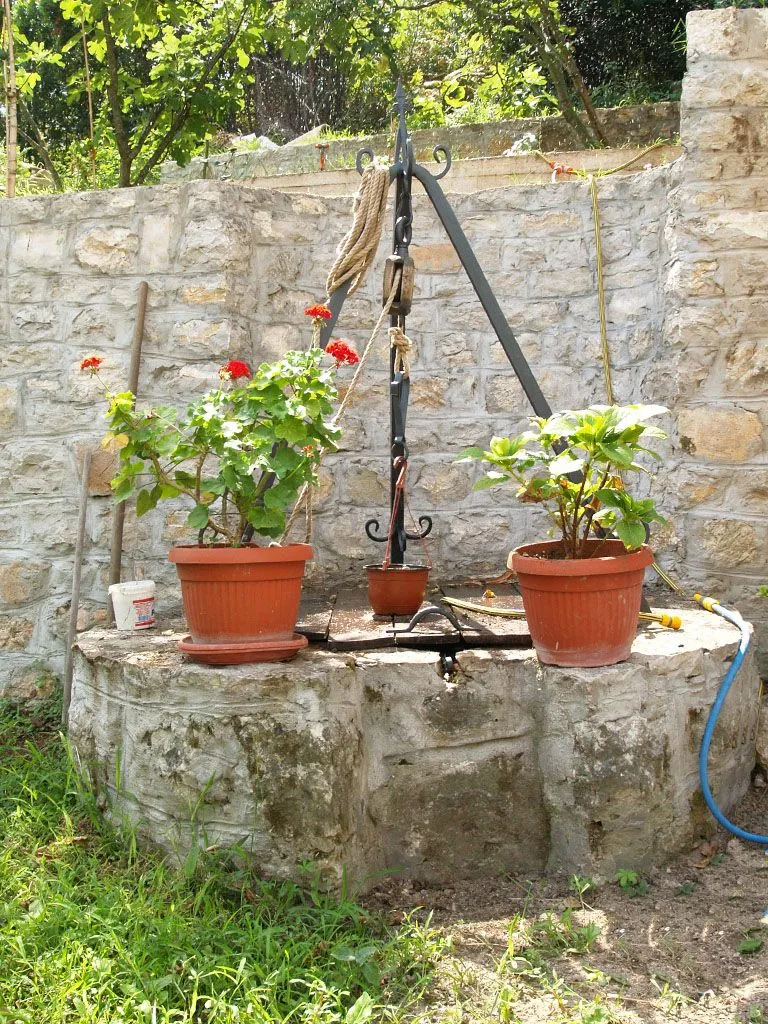 Sale, house, 384m², Stoliv, Kotor
