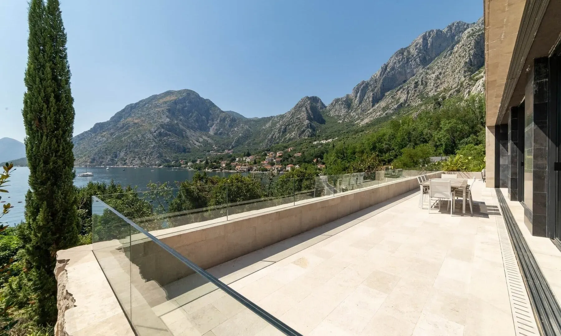 Sale, house, 526m², Orahovac, Kotor