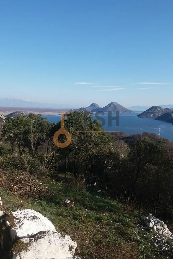 Prodaja, plac, 2200m², Cetinje, Crna Gora