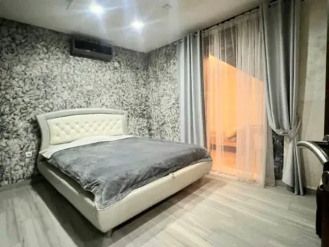 Izdavanje, dvosoban stan, 90m², Zlatica, Podgorica - image 6