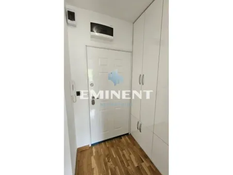 Izdavanje, stan, 30m², Zemun Sve Podlokacije, Beograd - image 6