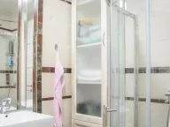 Rent, two bedroom apartment, 88m², Blok 5, Podgorica - image 5