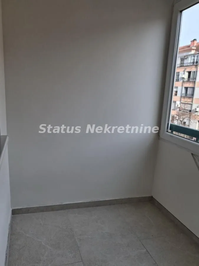 Prodaja, dvosoban stan, 64m², Cara Dušana, Novi Sad Sve Podlokacije