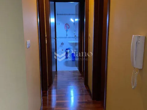 Rent, two bedroom apartment, 69m², City Kvart, Podgorica - image 8