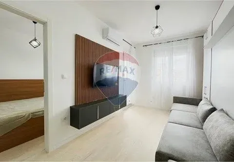 Izdavanje, jednosoban stan, 39m2, Krivi Most, Podgorica Izdavanje, jednosoban stan, 39m2, Krivi Most, Podgorica