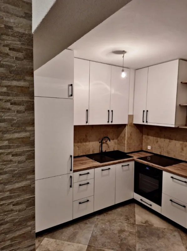 Prodaja, dvosoban stan, 52m², Tivat, Crna Gora
