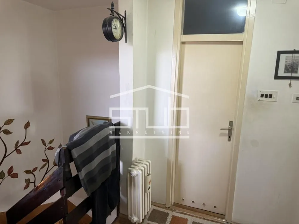 Prodaja, stan, 88m², Resnik, Beograd