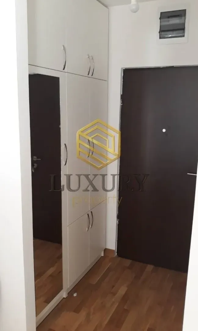 Izdavanje, garsonjera, 27m², City Kej, Podgorica