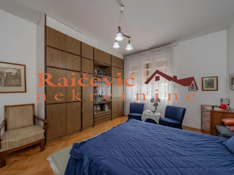 Prodaja, četvorosoban stan, 115m², Stari Grad, Beograd - image 9