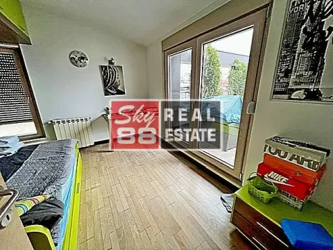 Prodaja, četvorosoban stan, 130m², Vračar Hram, Vračar Sve Podlokacije - image 16