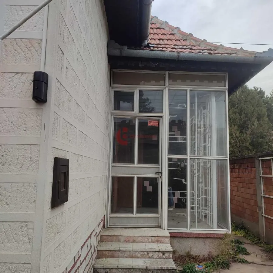 Prodaja, kuća, 202m², Mali Radanovac, Subotica