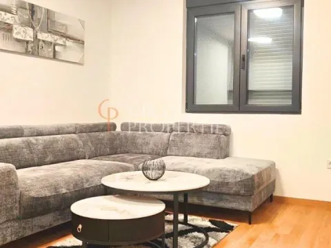 Izdavanje, stan, 53m², New City, Podgorica