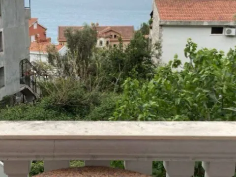 Sale, one bedroom apartment, 36m², Petrovac, Budva - image 2