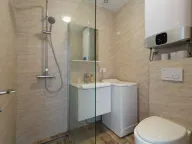 Izdavanje, jednosoban stan, 35m², Bečići, Budva - image 11