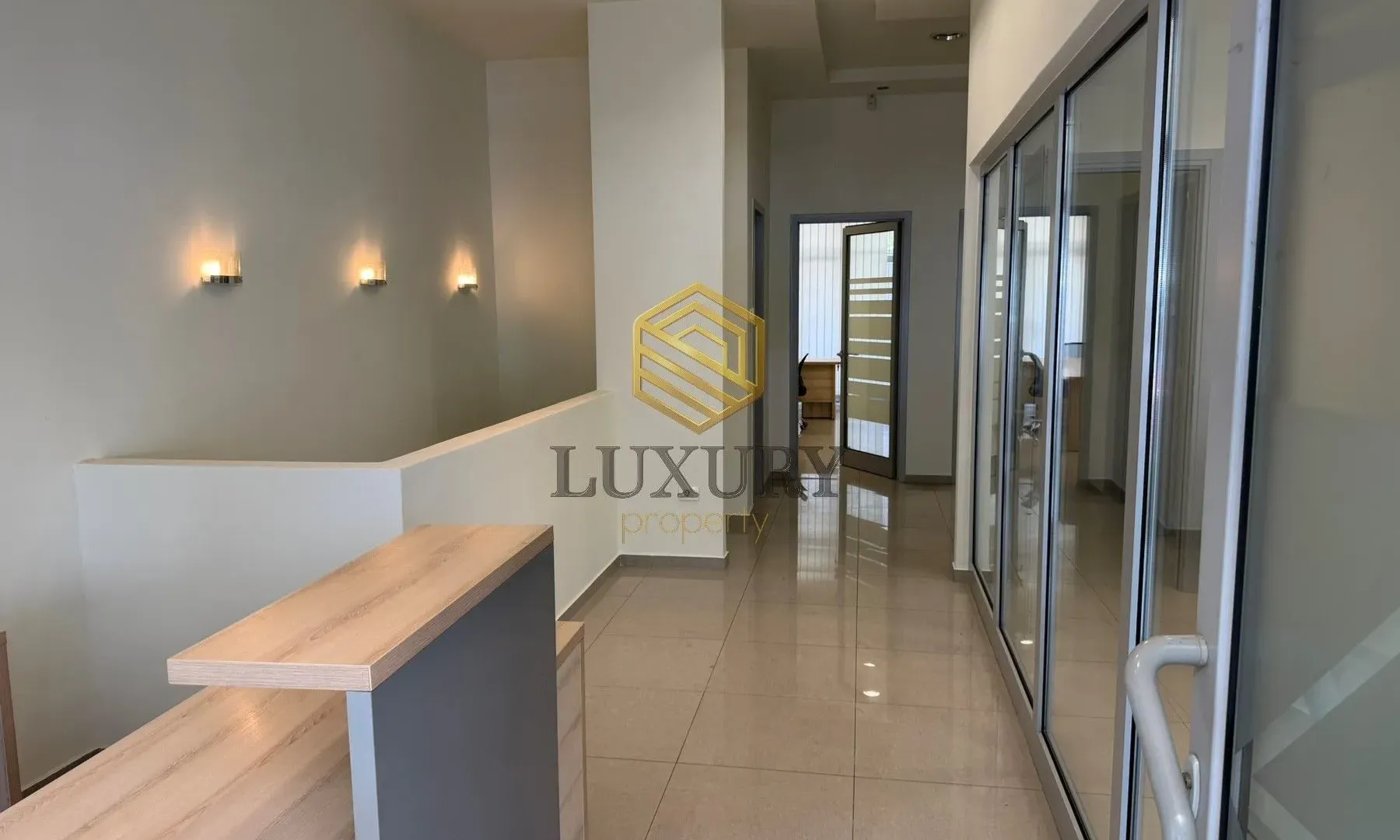 Rent, office space, 189m², Stari Aerodrom, Podgorica