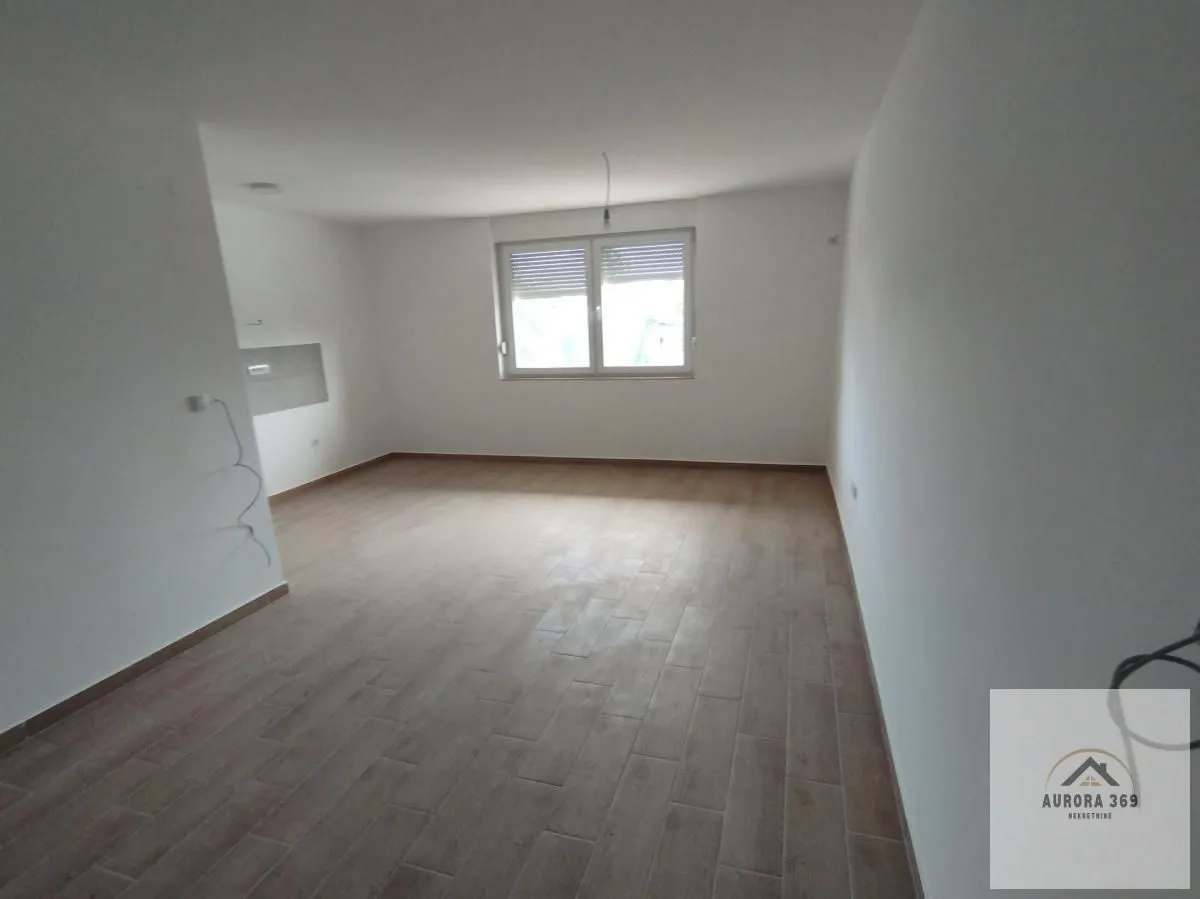Prodaja, jednosoban stan, 38m², Veternik, Novi Sad Sve Podlokacije