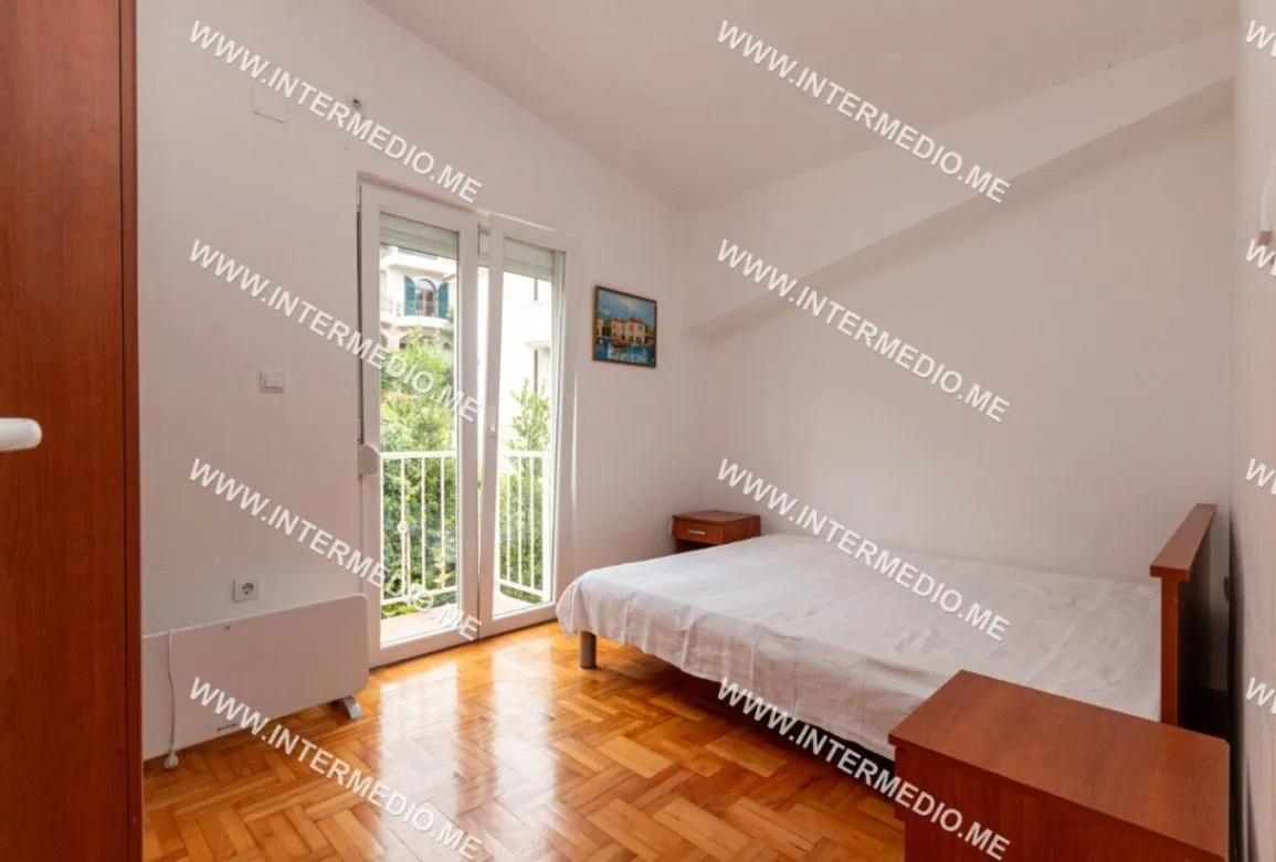 Prodaja, kuća, 141m², Savina, Herceg Novi