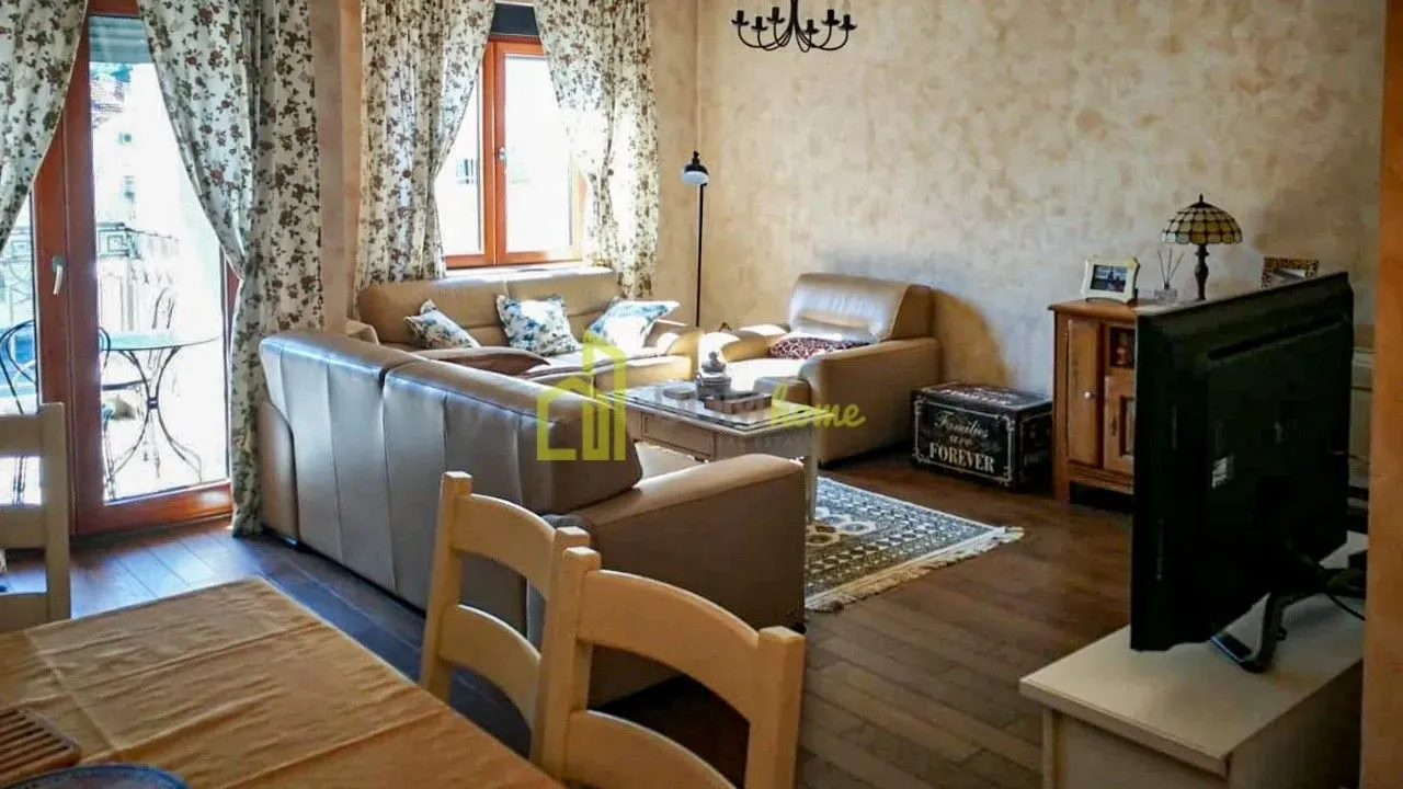 Prodaja, dvosoban stan, 85m², Stara Varoš, Podgorica