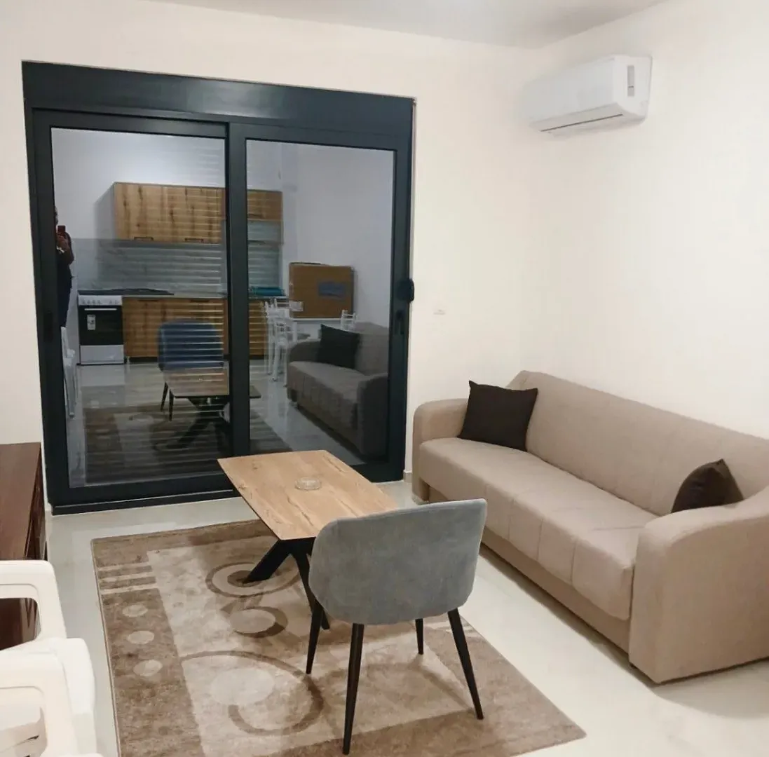 Izdavanje, jednosoban stan, 44m², Čeluga, Bar