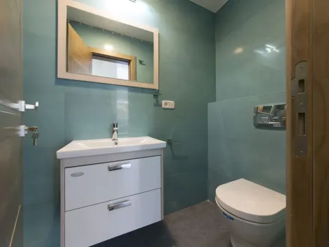 Sale, house, 250m², Kotor, Crna Gora - image 7