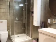 Rent, four bedroom apartment, 178m², City Kvart, Podgorica - image 10