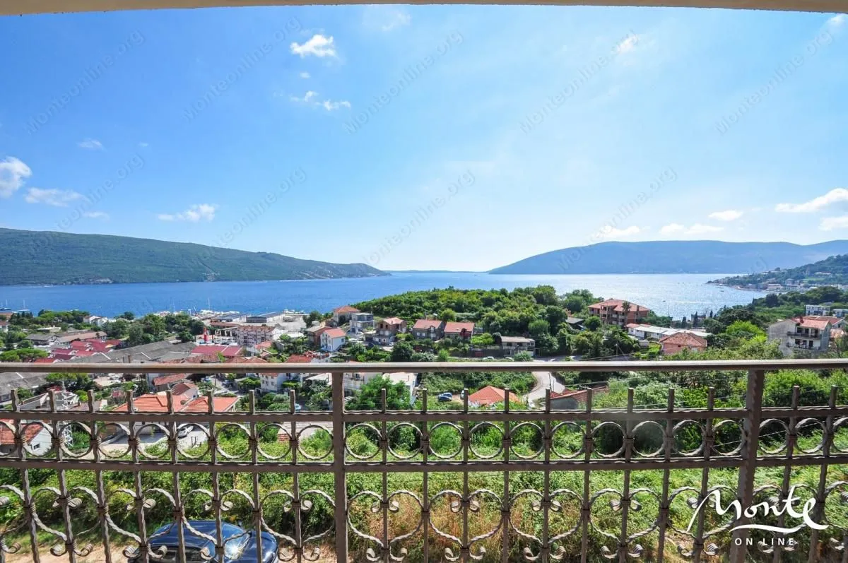 Prodaja, kuća, 227m², Zelenika, Herceg Novi