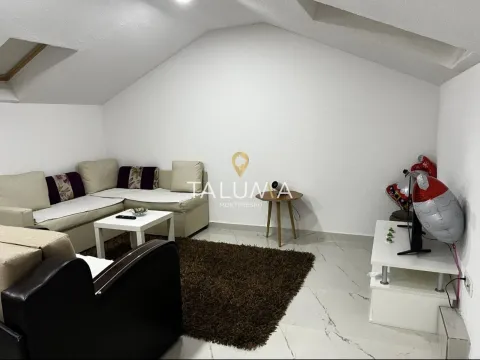 Izdavanje, dvosoban stan, 80m², Zabjelo, Podgorica - image 1