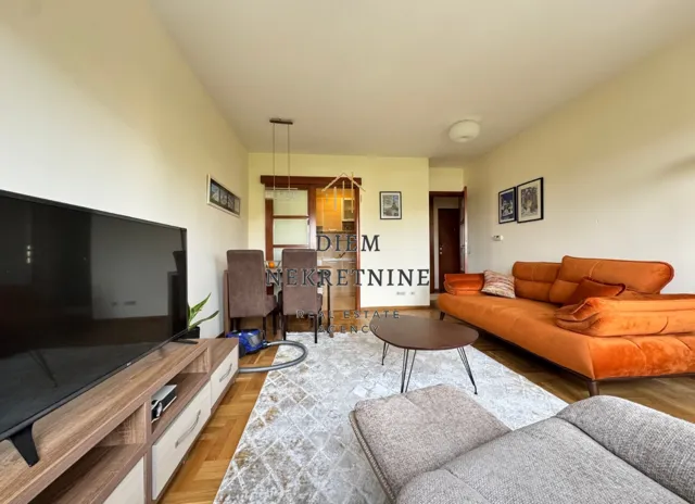 Izdavanje, jednosoban stan, 48m², Preko Morače, Podgorica