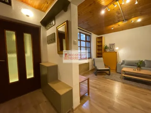 Izdavanje, trosoban stan, 70m², Stari Grad, Beograd - image 6