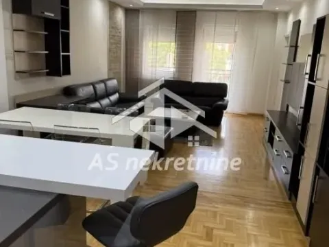 Izdavanje, trosoban stan, 100m², Vukov Spomenik, Zvezdara Sve Podlokacije - image 4