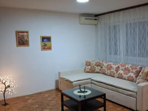 Izdavanje, dvosoban stan, 74m², Bulevar Oslobodjenja, Novi Sad Sve Podlokacije - image 4