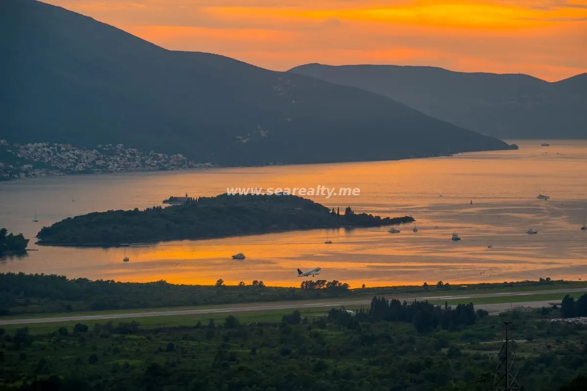 Prodaja, kuća, 280m², Tivat, Crna Gora