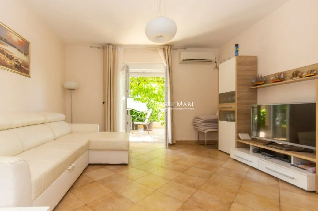 Sale, house, 200m², Đenovići, Herceg Novi