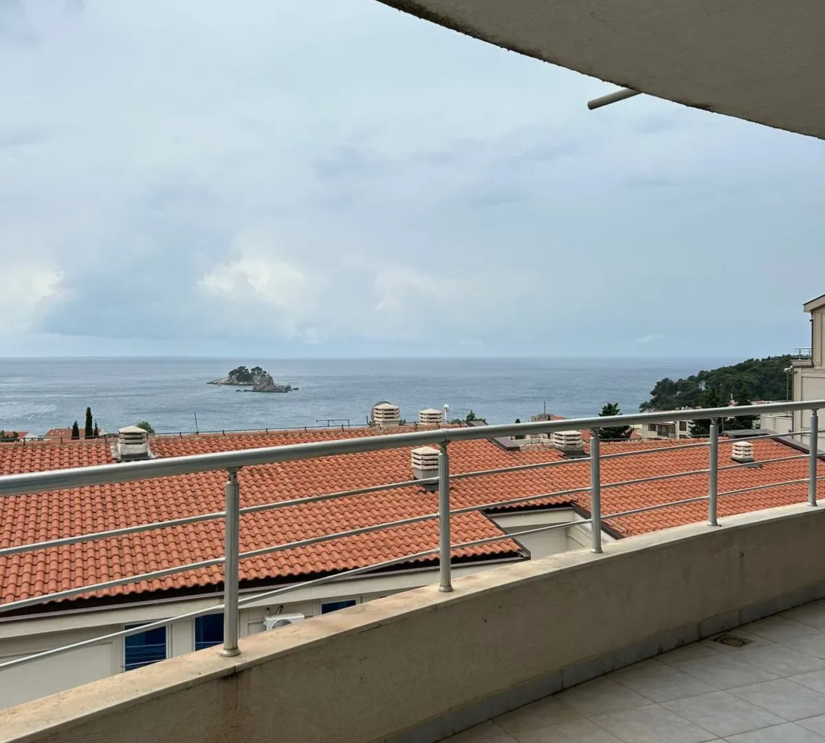 Sale, one bedroom apartment, 85m², Petrovac, Budva