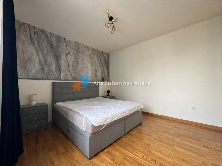 Rent, two bedroom apartment, 56m², Savski Venac, Beograd