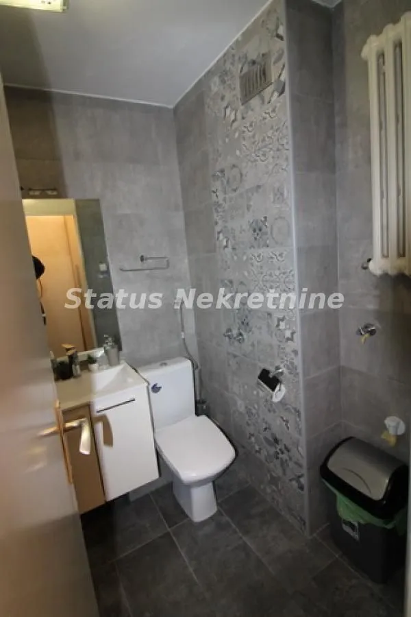 Izdavanje, dvosoban stan, 52m², Liman 3, Novi Sad Sve Podlokacije