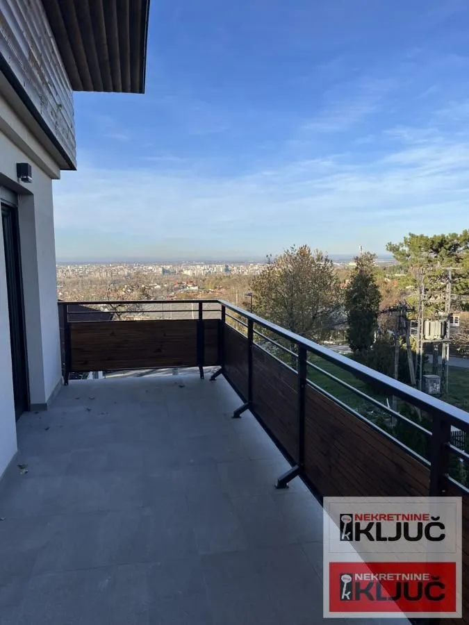 Izdavanje, kuća, 247m², Sremska Kamenica, Petrovaradin