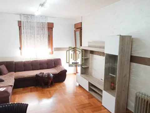 Izdavanje, dvosoban stan, 66m², Stari Aerodrom, Podgorica