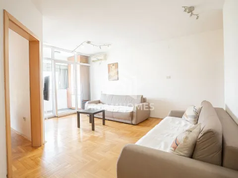 Rent, one bedroom apartment, 50m², Kruševac, Podgorica - image 6