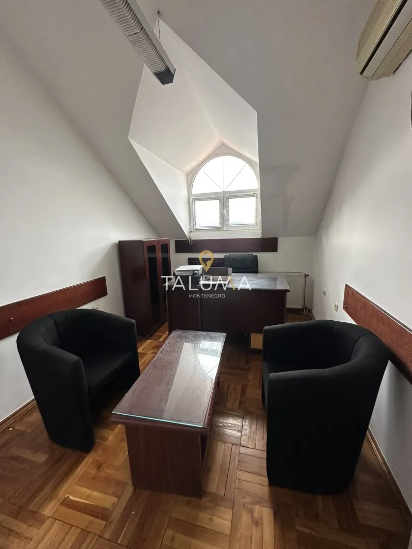 Rent, office space, 150m², Pobrežje, Podgorica