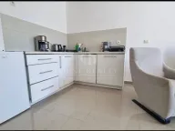 Prodaja, jednosoban stan, 53m2, Dobrota, Kotor
