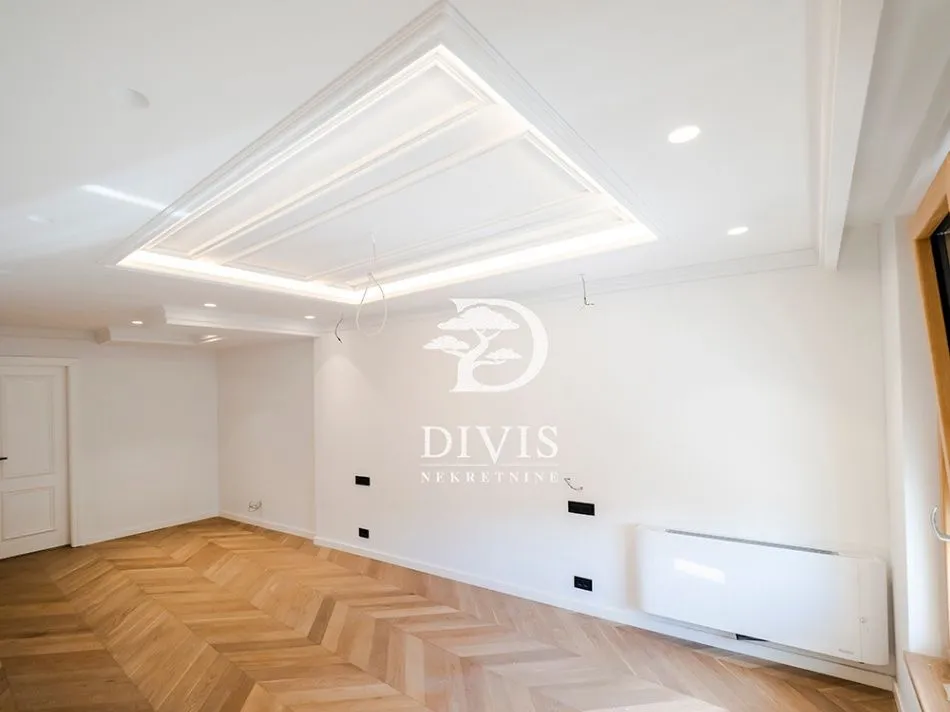 Sale, three bedroom apartment, 133m², Vračar Hram, Vračar Sve Podlokacije