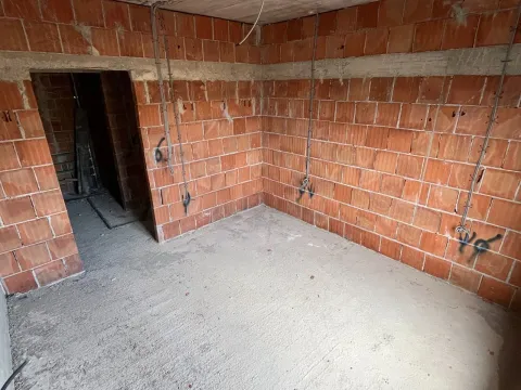 Prodaja, jednosoban stan, 55m², Momišići, Podgorica - image 4