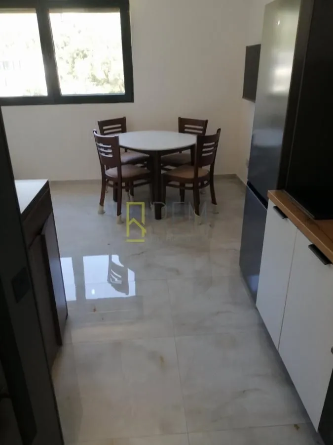 Izdavanje, jednosoban stan, 33m², Bar, Crna Gora