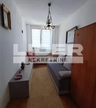 Izdavanje, dvosoban stan, 52m², Kalenić Pijaca, Vračar Sve Podlokacije - image 4