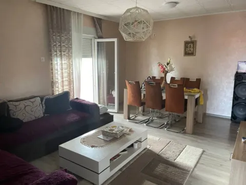 Sale, house, 230m², Farmaci, Podgorica - image 3